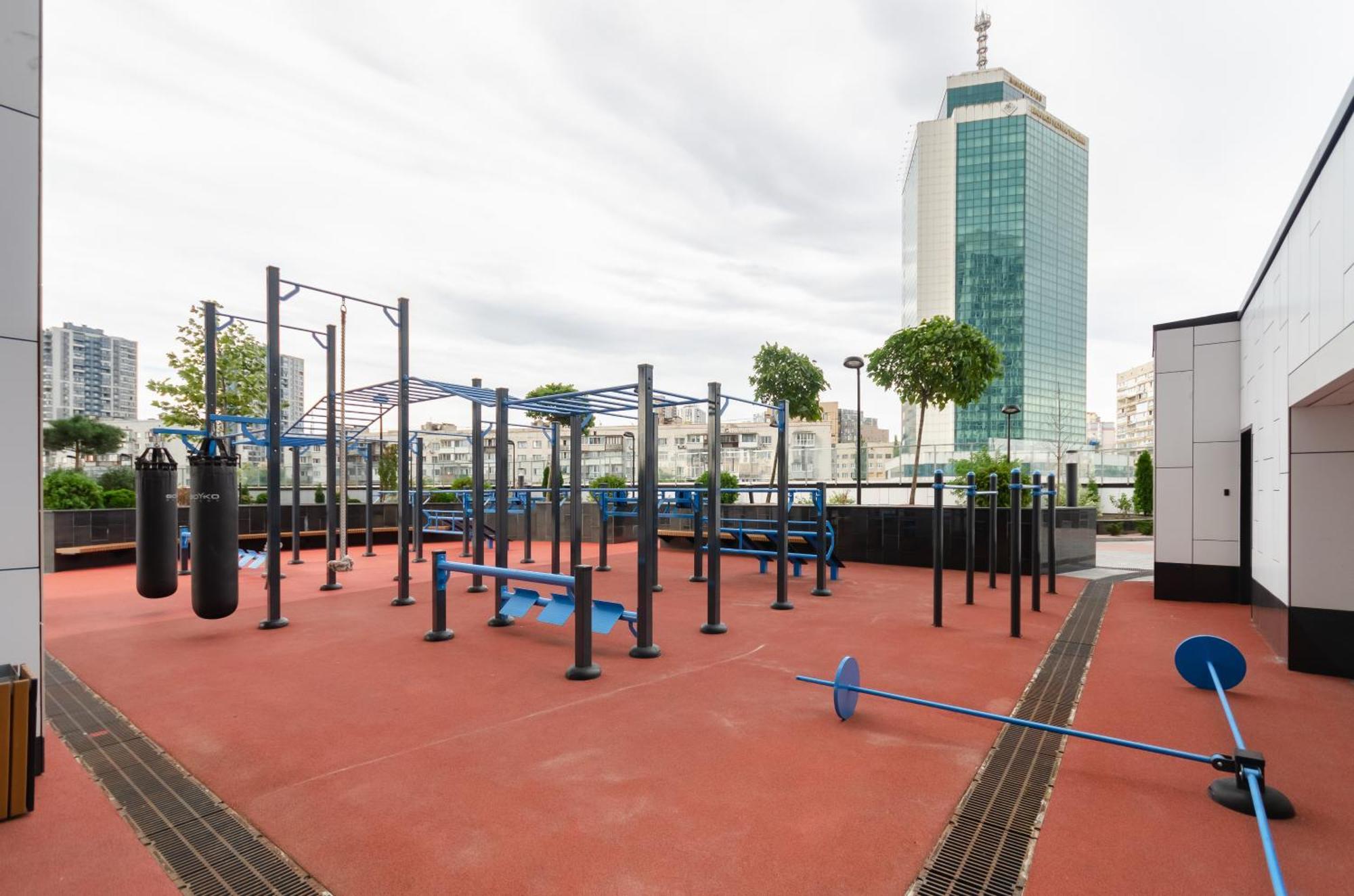 Petrovdom Apartments 68A-68B-305A-305B-280A-280B-265A-265B In Smart Rc Manhattan, Beresteiskyi 11 Kyiv Exterior photo